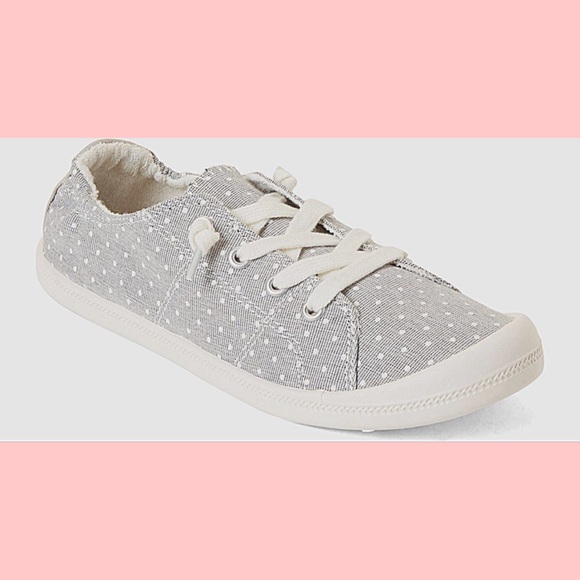 Steve Madden Shoes - 🎉HP!🎉Steve Madden Sneaks